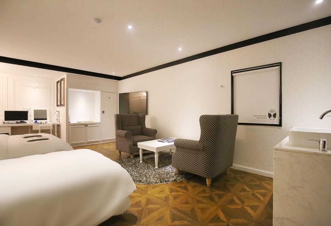Mari Hotel Cshongdzsu Kültér fotó