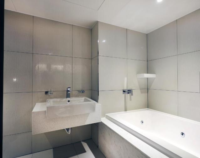 Mari Hotel Cshongdzsu Kültér fotó
